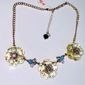 Betsey Johnson Sweetness and Light Flower Necklace